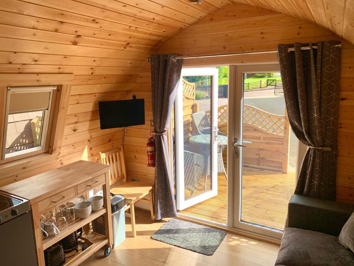 Conifer Cabins Fort William Bagian luar foto