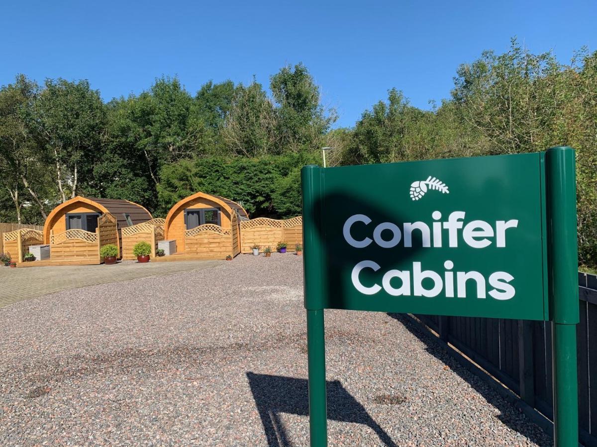 Conifer Cabins Fort William Bagian luar foto