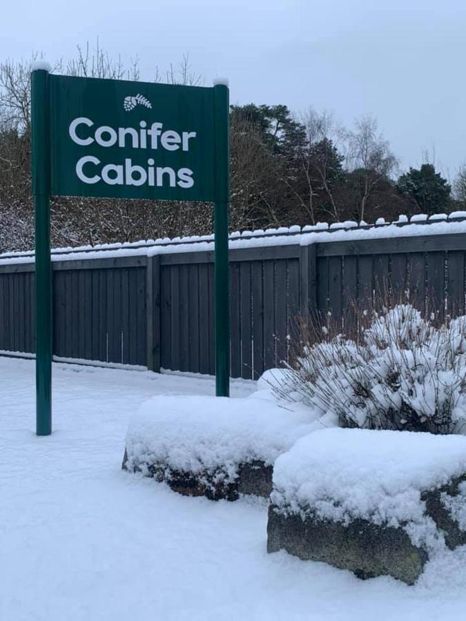 Conifer Cabins Fort William Bagian luar foto