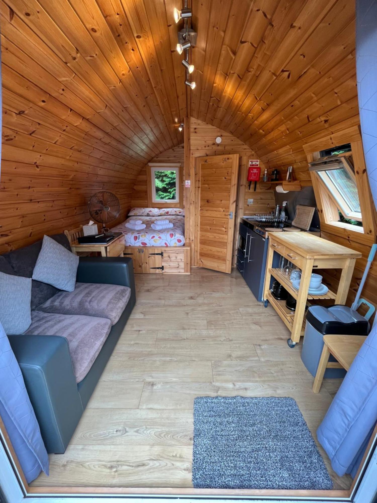 Conifer Cabins Fort William Bagian luar foto